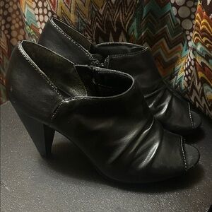 Mudd Black Peep-Toe Ruching Heeled Booties